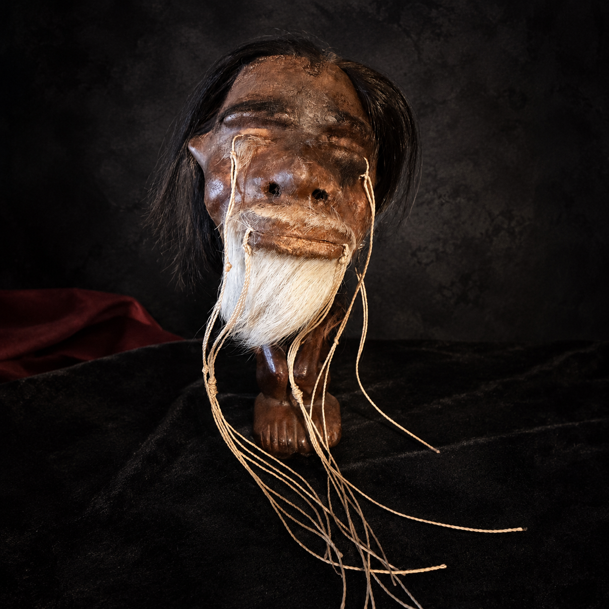 Alpaca Hide Shrunken Head Replica – Long Black Hair & White Beard