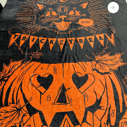 Halloween T-shirt Co. Blanket